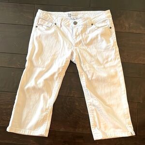 GP cropped white jeans 9 EUC